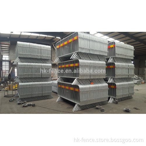 Multifunctional portable crowd control galvanized barricade,Bridge/Cross/Flat feet crowd control fence barricade manufacturer